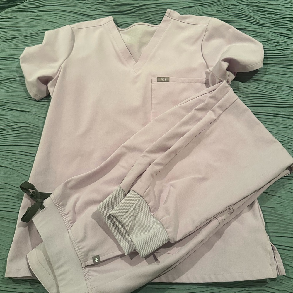 Figs Lilac Scrub Set